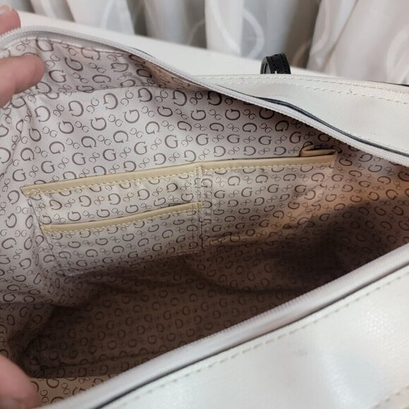 Guess Color Block Shoulder / Tote Bag - Picture 7 of 10